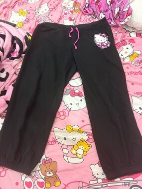 🎀Hello Kitty Sweatpants 2012 vintage🎀